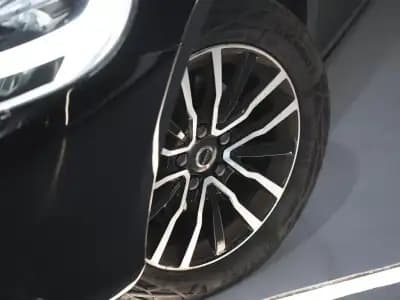 Vendo Volvo V40 2019 - 15990 EUR, 101000 km - AUTO.MOTO.pt