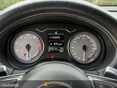 Vendo Audi S3 Limousine 2014 - 25500 EUR, 205000 km - AUTO.MOTO.pt