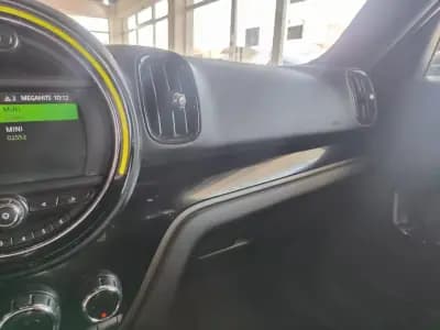 Vendo MINI Countryman 2018 - 19990 EUR, 84000 km - AUTO.MOTO.pt