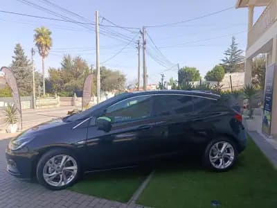 Vendo Opel Astra 2017 - 13250 EUR, 167000 km - AUTO.MOTO.pt