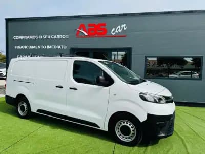 Vendo Toyota Proace 2018 - 17999 EUR, 160000 km - AUTO.MOTO.pt