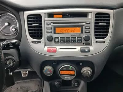 Sell Kia Rio 2009 - 3900 EUR, 344000 km - AUTO.MOTO.pt