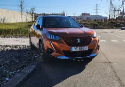 Vendo Peugeot e-2008 2020 - 17450 EUR, 154779 km - AUTO.MOTO.pt