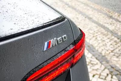 Vendo BMW i5 2023 - 79900 EUR, 17145 km - AUTO.MOTO.pt