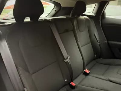 Vendo Volvo V40 2018 - 16850 EUR, 87000 km - AUTO.MOTO.pt