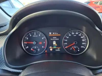 Sell Kia Rio 2021 - 15500 EUR, 70500 km - AUTO.MOTO.pt