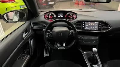 Vendo Peugeot 308 SW 2017 - 13990 EUR, 170902 km - AUTO.MOTO.pt