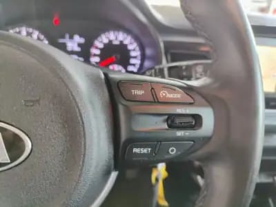 Sell Kia Rio 2019 - 12500 EUR, 66000 km - AUTO.MOTO.pt