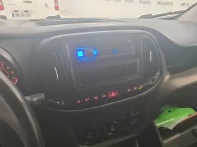 Sell Fiat Doblo 2021 - 10990 EUR, 99701 km - AUTO.MOTO.pt