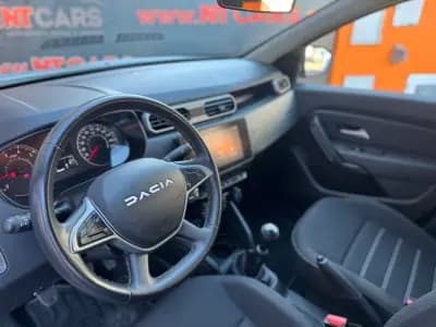 Sell Dacia Duster 2023 - 21900 EUR, 102605 km - AUTO.MOTO.pt