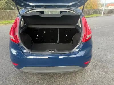 Vendo Ford Fiesta 2009 - 5990 EUR, 171000 km - AUTO.MOTO.pt