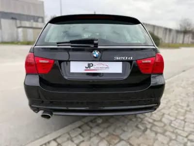 Sell BMW 320 2011 - 11900 EUR, 235000 km - AUTO.MOTO.pt