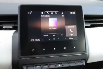 Sell Renault Clio 2020 - 13400 EUR, 95969 km - AUTO.MOTO.pt