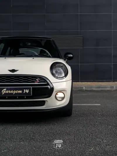 Sell MINI 2019 - 17990 EUR, 53900 km - AUTO.MOTO.pt