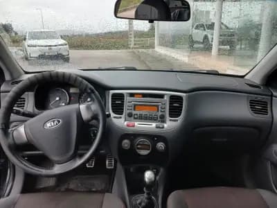 Sell Kia Rio 2009 - 3900 EUR, 344000 km - AUTO.MOTO.pt