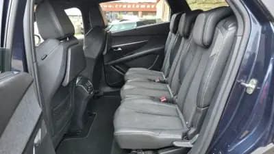 Vendo Peugeot 5008 2019 - 17990 EUR, 131000 km - AUTO.MOTO.pt