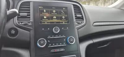 Vendo Renault Mégane Sport Tourer 2019 - 8950 EUR, 360000 km - AUTO.MOTO.pt