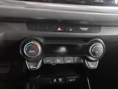 Sell Kia Rio 2018 - 14750 EUR, 46500 km - AUTO.MOTO.pt