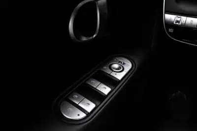 Vendo Hyundai Ioniq 5 2022 - 29990 EUR, 66701 km - AUTO.MOTO.pt