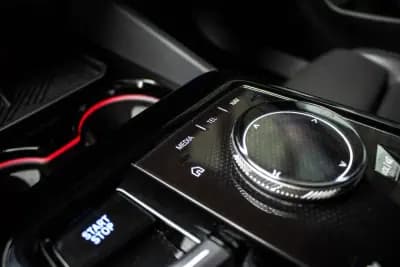 Vendo BMW i5 2023 - 79900 EUR, 17145 km - AUTO.MOTO.pt