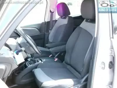 Vendo Citroën C4 Picasso 2017 - 14250 EUR, 154000 km - AUTO.MOTO.pt