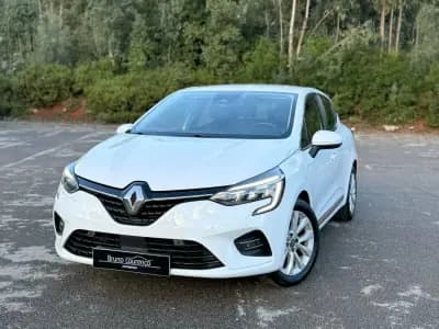 Vendo Renault Clio 2020 - 11900 EUR, 158151 km - AUTO.MOTO.pt