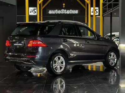 Vendo Mercedes-Benz ML 250 2015 - 27490 EUR, 135500 km - AUTO.MOTO.pt