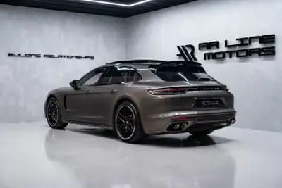 Sell Porsche Panamera Sport Turismo 2018 - 69950 EUR, 133000 km - AUTO.MOTO.pt