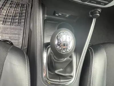 Vendo Renault Fluence 2014 - 10500 EUR, 148000 km - AUTO.MOTO.pt