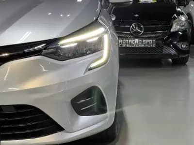 Vendo Renault Clio 2021 - 12990 EUR, 80000 km - AUTO.MOTO.pt