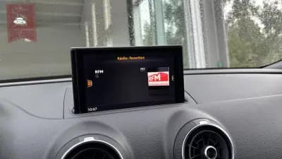 Vendo Audi A3 Sportback 2017 - 18999 EUR, 165021 km - AUTO.MOTO.pt