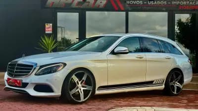 Vendo Mercedes-Benz C 200 2015 - 15490 EUR, 230000 km - AUTO.MOTO.pt