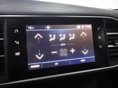 Sell Peugeot 308 2020 - 15500 EUR, 60000 km - AUTO.MOTO.pt