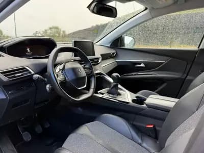 Sell Peugeot 3008 2018 - 17900 EUR, 78000 km - AUTO.MOTO.pt