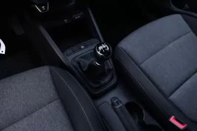 Sell Kia Stonic 2022 - 13999 EUR, 93000 km - AUTO.MOTO.pt