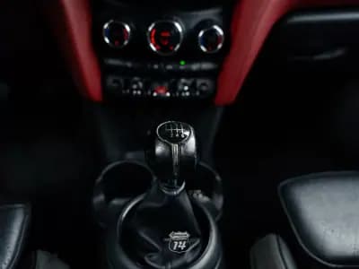 Sell MINI 2019 - 17990 EUR, 53900 km - AUTO.MOTO.pt