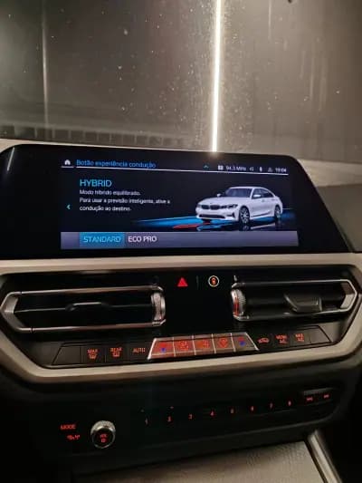 Vendo BMW 330e 2021 - 28750 EUR, 122142 km - AUTO.MOTO.pt