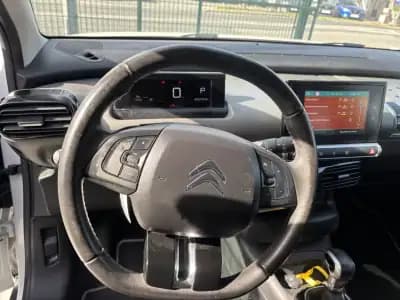 Sell Citroën C4 Cactus 2018 - 17250 EUR, 25029 km - AUTO.MOTO.pt