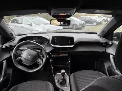 Vendo Peugeot 2008 2023 - 20900 EUR, 101000 km - AUTO.MOTO.pt