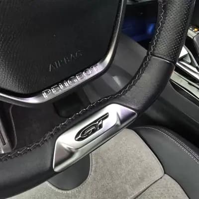 Sell Peugeot 3008 2021 - 23890 EUR, 56218 km - AUTO.MOTO.pt