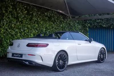 Vendo Mercedes-Benz E 220 2021 - 53900 EUR, 42200 km - AUTO.MOTO.pt