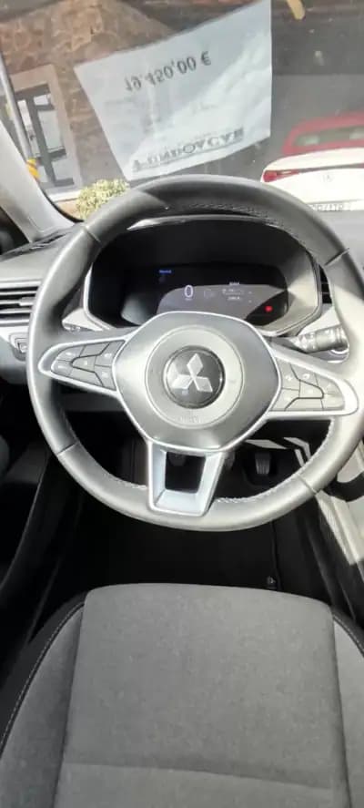 Sell Mitsubishi Colt 2024 - 18950 EUR, 30000 km - AUTO.MOTO.pt