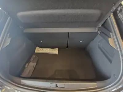 Sell Peugeot 208 2020 - 19250 EUR, 50860 km - AUTO.MOTO.pt