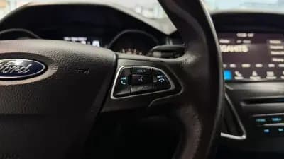 Sell Ford Focus 2018 - 9990 EUR, 168157 km - AUTO.MOTO.pt