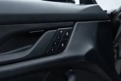 Sell Porsche Taycan Sport Turismo 2023 - 69950 EUR, 59281 km - AUTO.MOTO.pt