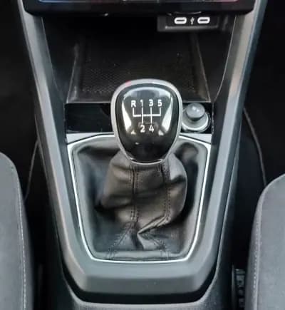 Vendo Volkswagen T-Cross 2022 - 15900 EUR, 80100 km - AUTO.MOTO.pt