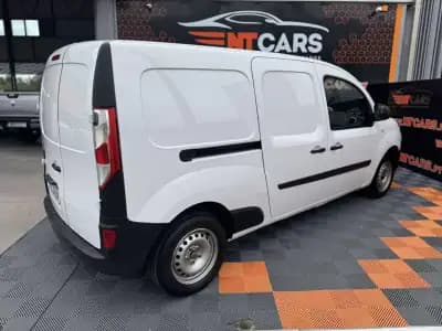 Vendo Renault Kangoo 2020 - 12250 EUR, 171129 km - AUTO.MOTO.pt