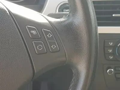 Sell BMW 318 2011 - 10750 EUR, 300000 km - AUTO.MOTO.pt