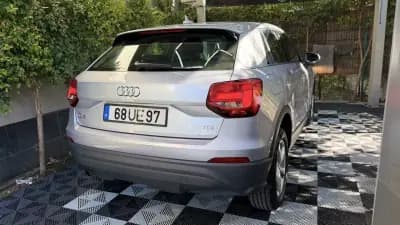 Vendo Audi Q2 2018 - 19900 EUR, 102000 km - AUTO.MOTO.pt
