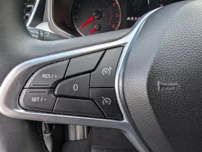 Sell Renault Clio 2023 - 13500 EUR, 152386 km - AUTO.MOTO.pt